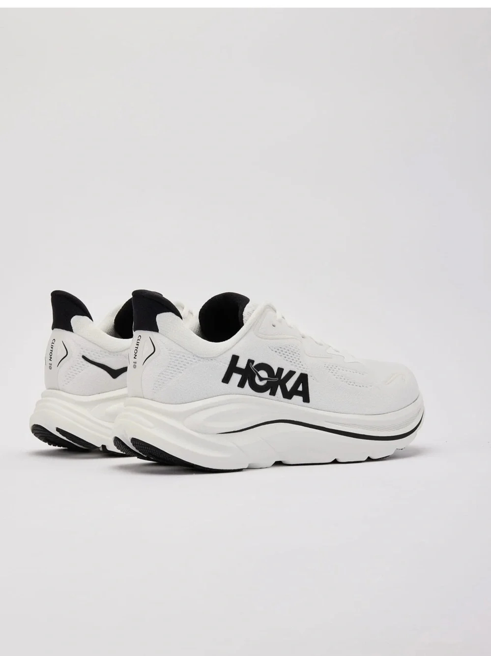 Hoka Clifton 10 Men Running Shoes White/Black US 8D women 9.5 unisex gently used